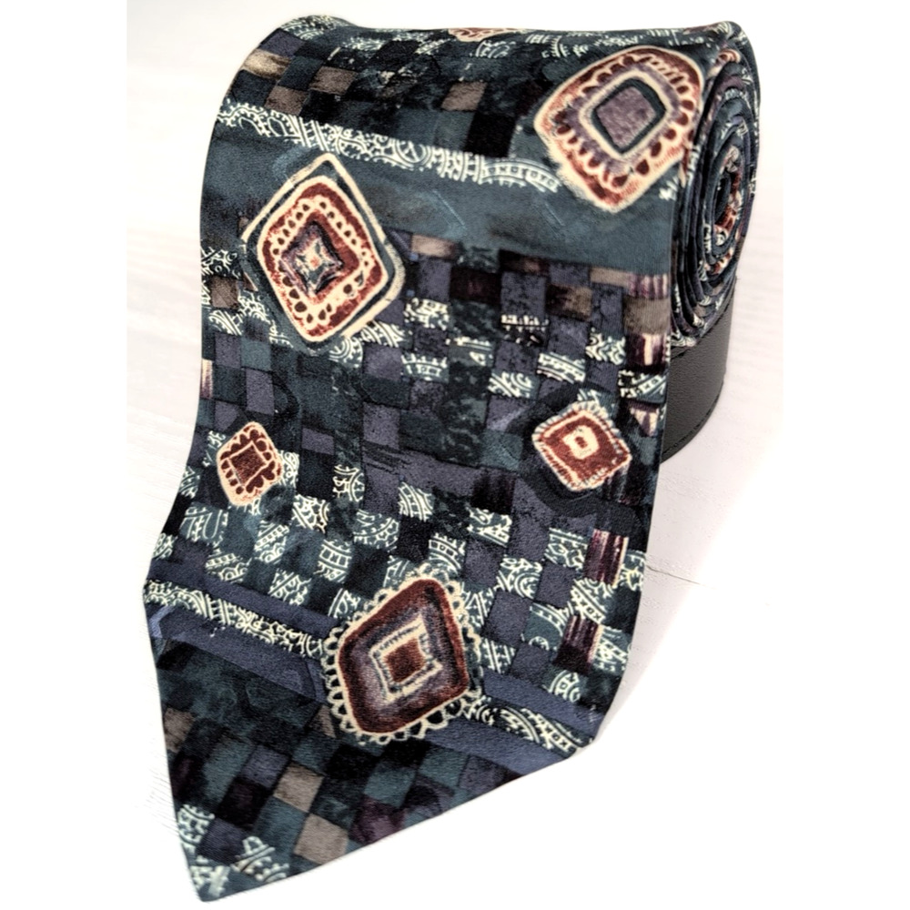 Bugatti Vintage Men’s 100% Silk Blue Geometric Diamond USA Tie – 58” x 3.75”